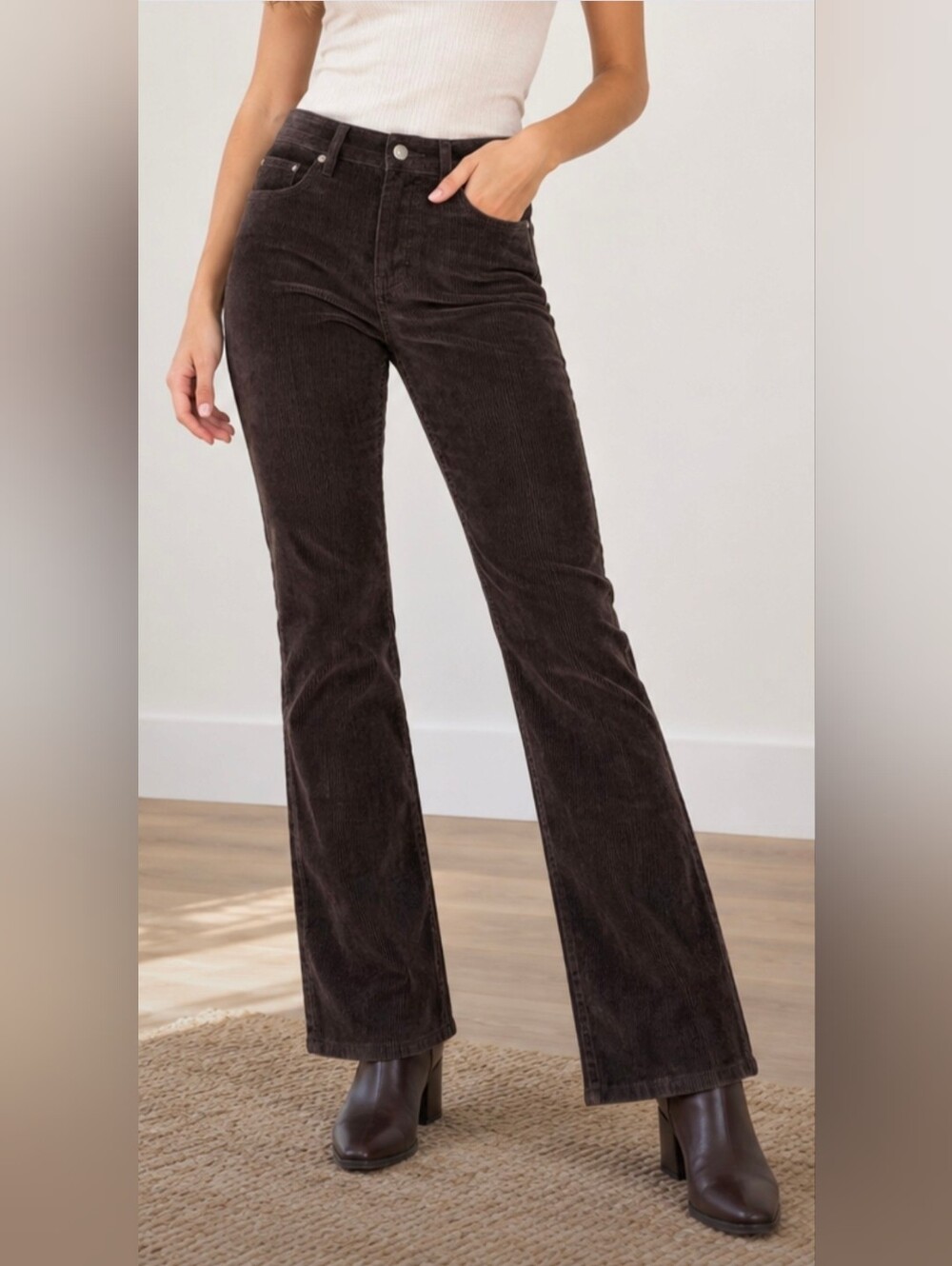 Elie Tahari Women’s Black Grey Corduroy Bootcut Pants Size 12